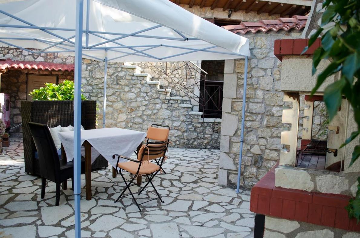Guesthouse Stemnitsa Luaran gambar